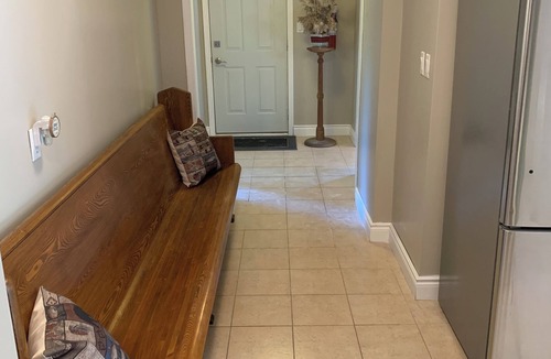Kingston House | A Cozy Country House - Family Sized w/Game Room and Large Property!