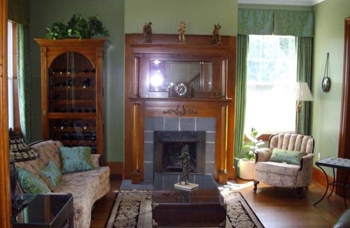Niagara-on-the-Lake Bed & Breakfast | A La Gallarie Bed and Breakfast