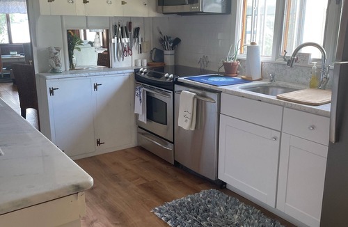 Niantic House | A little Gem 💎water front cottage style beach home