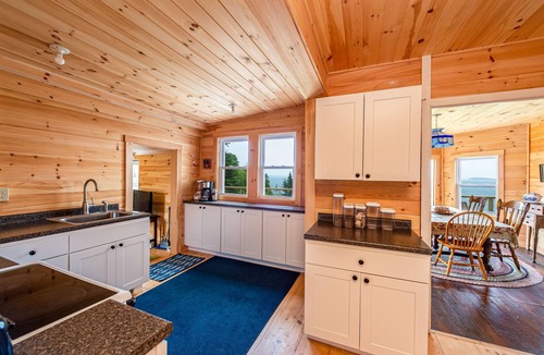 Orrs Island Cottage | A quintessential Maine cottage experience, captivating guests of all ages
