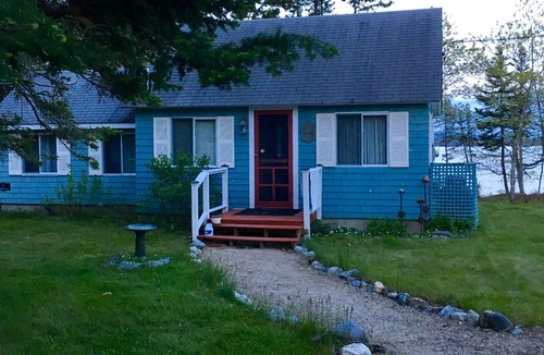 Surry Cottage | A small, rustic and private cottage. great for couples or a small family.