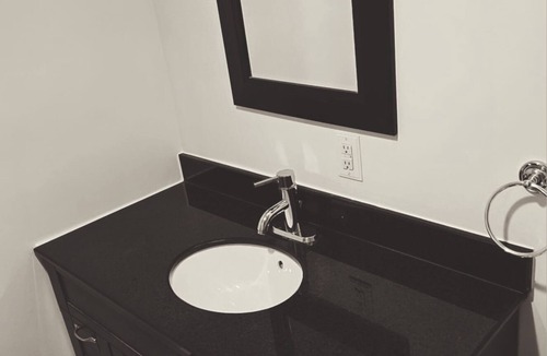 Chapel Hill South Apartment | “A tranquil stay in Orleans, just 15 minutes from downtown Ottawa,