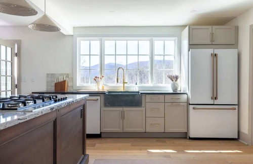 Mount Tremper House | Abbey Road Farmhouse - Pool, Firepit and Stunning Views