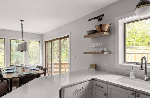 Stowe Area Condo | Above & Beyond: Heated Pool | Hot Tub | Near Stowe