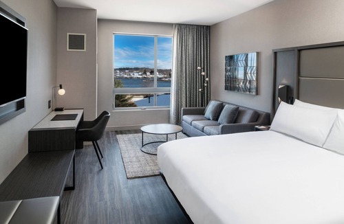 Portsmouth Hotel | AC Hotel by Marriott Portsmouth