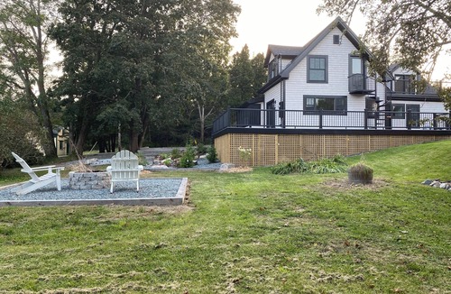 Bernard Cottage | “ACADIA NATIONAL PARK” Bernard Maine “QUEITSIDE” Near Harbor “Pet Friendly”