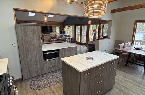 Fort Ann House | Adirondack Getaway Right On Lake Hadlock With Lake George only 12 Miles Away!