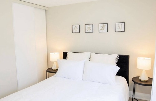 Hamilton Apartment | Adorable 1 bedroom suite in the beautiful Hamilton