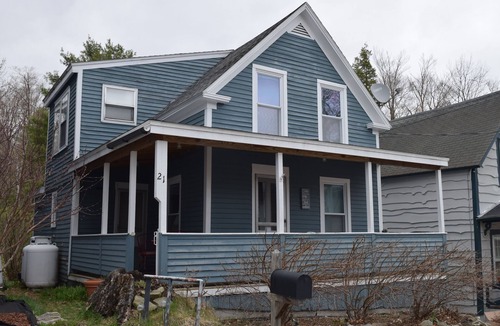 Mount Sunapee Cottage | Adorable 3-bedroom cottage in peaceful Newbury perfect for relaxing getaway