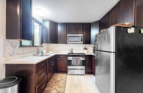East Falmouth House | Adorable Home on a Grassy Lot w/Free WiFi, Two Living Areas, & a Full Kitchen