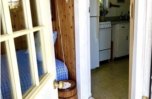 Bass Harbor House | Adorable Waterfront Cottage