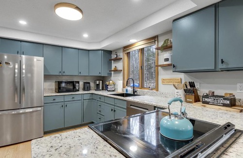 Campton House | Adventure Retreat, Hot Tub & Pool, Waterville