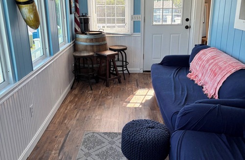 Snug Harbor Cottage | After Dune Delight