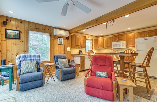 Carrabassett Valley House | Air-Conditioned Hideaway Near Sugarloaf Mountain