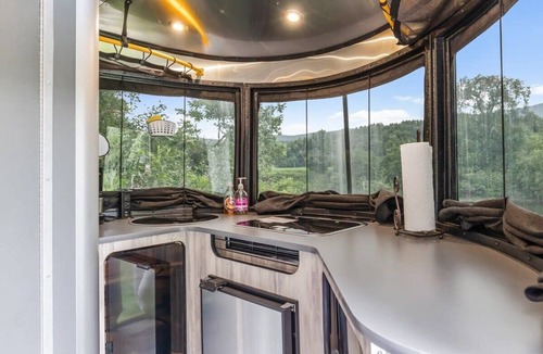 Johnson House | Airstream Basecamp on river w/hot tub near Stowe
