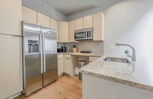 Back Bay Apartment | Airy & Bright 1BR | Newbury St, Back Bay
