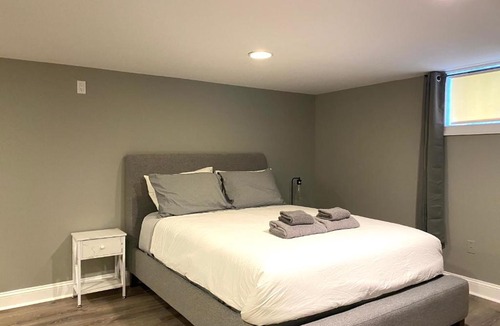 West Poplar Apartment | Alina & Fanny - Philadelphia 1224 Mt Vernon St