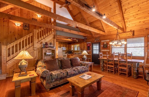 Seven Devils Cabin | Altitude Adjustment - Seven Devils cabin with Hot Tub, Pet Friendly, Fireplace