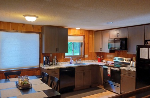 West Dover House | Amazing gateway Townhouse in Mount Snow- Vt
