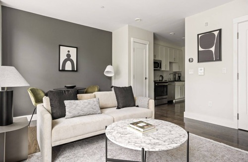 Prospect Hill Apartment | Amazing Somerville 1BR w/Gym & W/D, near Green Line, by Blueground