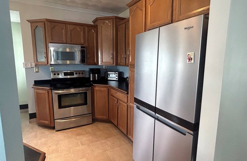 Bristol House | Amazing Waterfront location with incredible views and Beach !