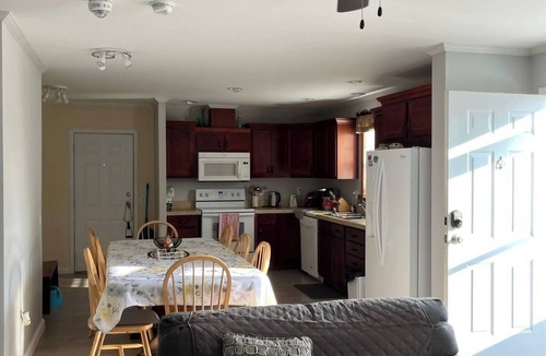 Georgina House | An hour north of Toronto for a Family friendly lake escape to Willow Beach!