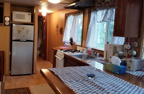 Waterloo Boat Rental | Anchors Away