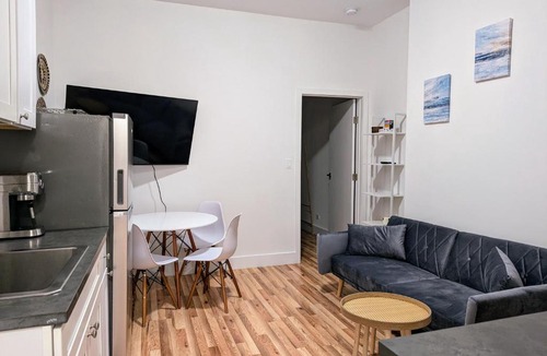 Ukrainian Village Apartment | Apartment in Downtown Manhattan New York ADULTS ONLY