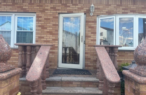 Elmont Apartment | Apartment in Elmont