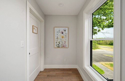 Rome Apartment | Apple Blossom Suite
