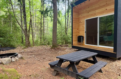 Waldoboro Cabin | Applecroft Cabin No. 3 - Modern off-grid cabin deep in the woods.