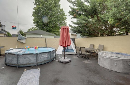 Elizabeth Apartment | Apt w/Pool & Hot Tub - Near NYC & Airport!