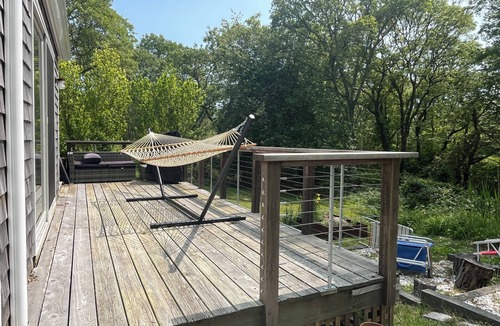 Aquinnah Cottage | Aquinnah cottage private,serene, easy beach access ,sleeps 4