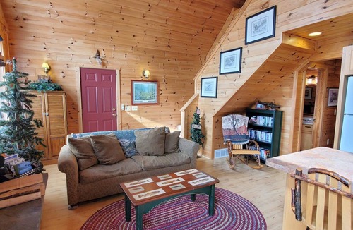 Frederic House | Arnold's Riverside Retreat Manistee River