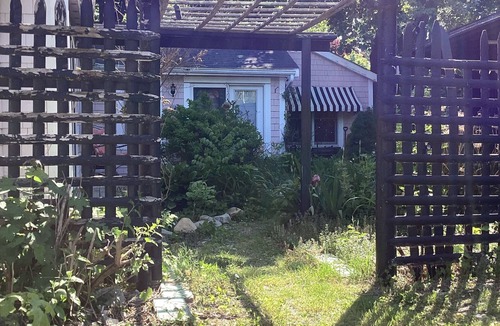 Bristol Cottage | Artsy boho style neclectic quirky cottage