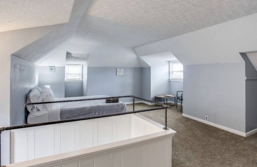 Rochester House | 👍 Astonishing Home Mins Away Airport/Dwtn/UofR/RIT