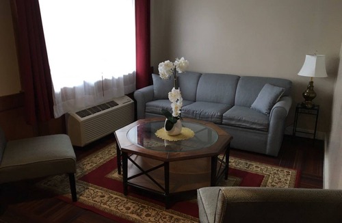 Ellsworth Hotel | Atlantic Coast Inn