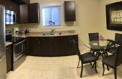 West Abbotsford Apartment | Attractive Spacious, two+ bedroom suite