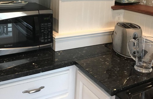 Bellevue Avenue Historic District House | August 2023 Contact host for specials-Downtown Newport