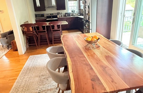Jamaica Hills - Pond House | AUGUST DEAL: Full Month Only - Sunny Jamaica Plain Family Home Near Arboretum
