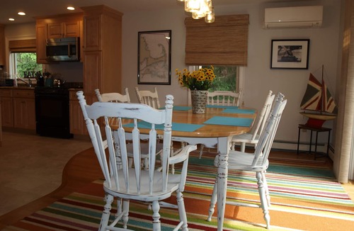 West Chatham House | Away from it all, secluded getaway 1 mile from beach , 5 minutes to Town Center