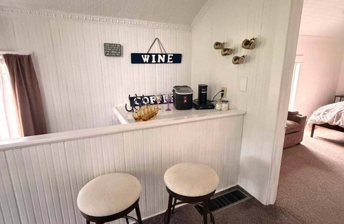 Valley City Apartment | Awesome 1-bedroom barn apartment in charming downtown Valley City!
