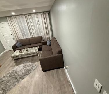 New Haven Apartment | Barnes Avenue near Yale
