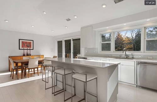 Barnes Landing House | Barnes Landing Beach community with private bay beach.