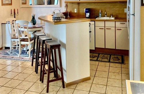 Beach Haven Condo | BAY FRONT 2 BEDROOM AND 2 BATH CONDO