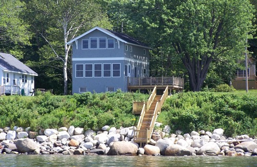 Mid-Coast and Islands House | Bay Vista - 3BR, 2BA waterfront home with sunset views over Middle Bay