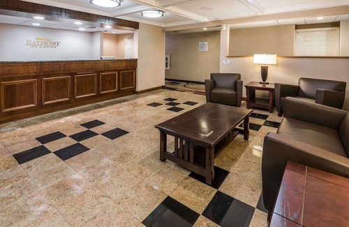 Branford Hotel | Baymont by Wyndham Branford/New Haven