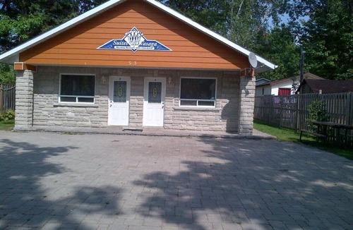 Wasaga Beach Cottage | Beach Area 1 Suites Of Wasaga