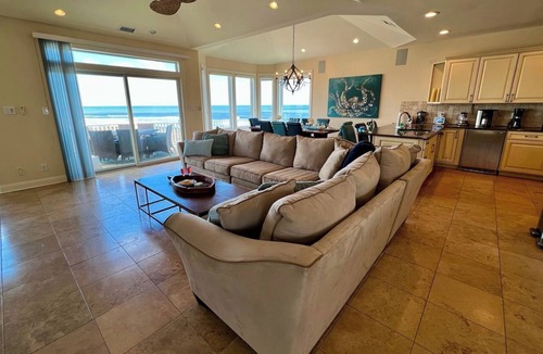Brigantine House | Beach & Bay Views at Ocean Oasis in Brigantine!