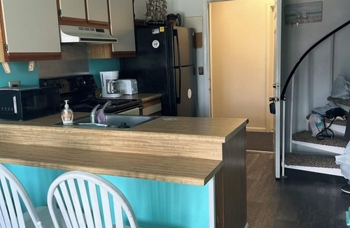 North Ocean City Condo | Beach Days & Bay Sunsets. Your Easy OCMD Escape! Raffles Unit 339 N